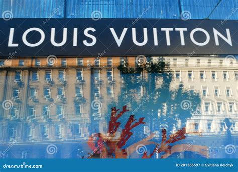 louis vuitton warehouse warsaw.